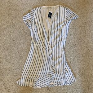 Abercrombie and Fitch wrap dress
